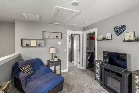 Entry Way - 826 Thread Way, Greer, SC 29651 photo 4 of 4