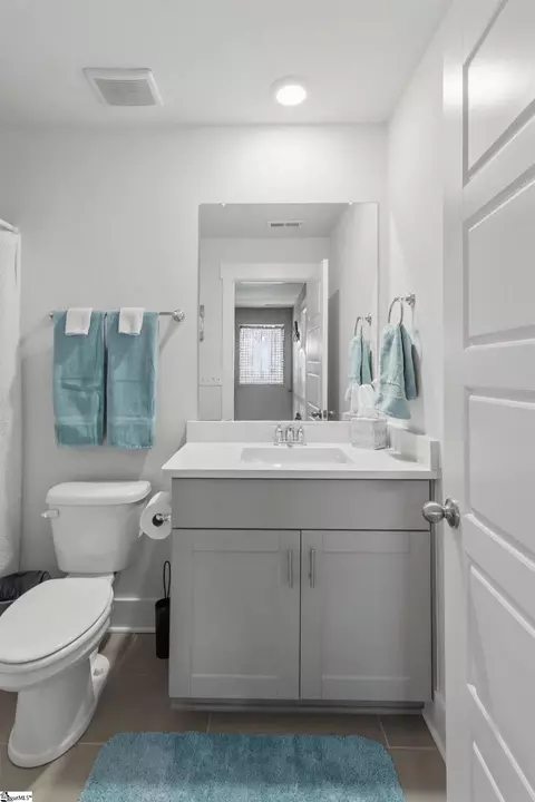 Bath - 826 Thread Way, Greer, SC 29651 photo 4 of 4