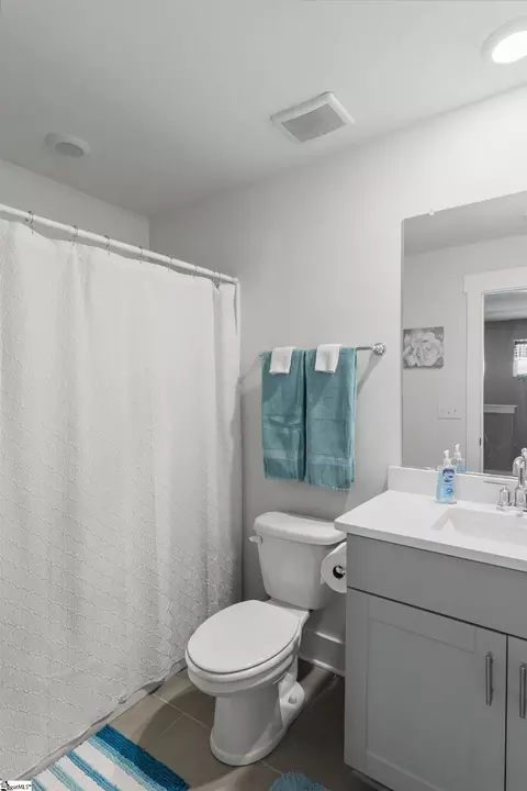 Bath - 826 Thread Way, Greer, SC 29651 photo 3 of 4