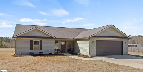 6197 Georgia Rd, Gray Court, SC 29645
