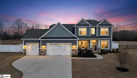 745 Amherst Glen Dr, Greer, SC 29651