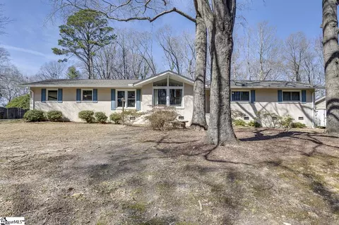 110 Bonwood Ave, Simpsonville, SC 29681