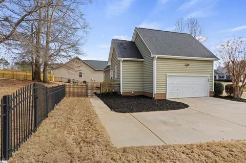 Exterior - 4 Caperton Way, Greer, SC 29651 photo 7 of 10