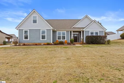 1640 Ballenger Rd, Wellford, SC 29385