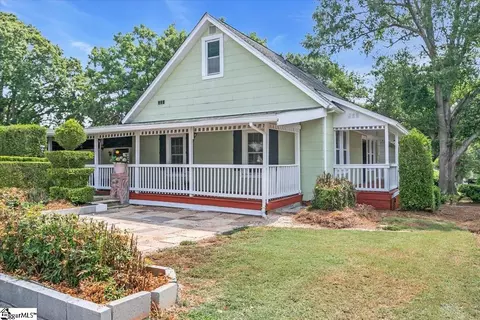 101 Iselin St, Simpsonville, SC 29681