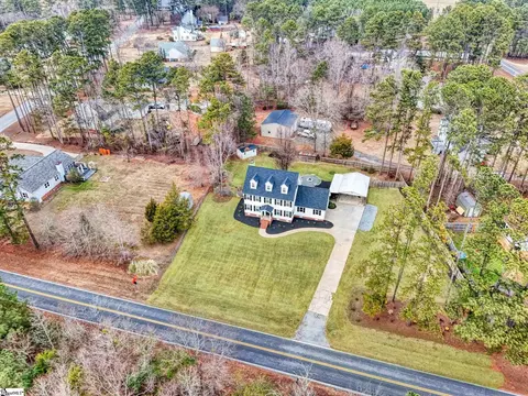 66 Cain Rd, Laurens, SC 29360