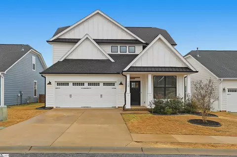 109 Wakelon Dr, Greer, SC 29651