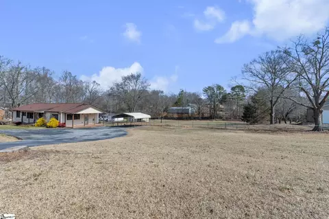 Exterior - 512 Mega Dr, Duncan, SC 29334 photo 3 of 3