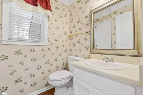 Bath - 807 Fairview Rd, Greer, SC 29651 photo 4 of 4