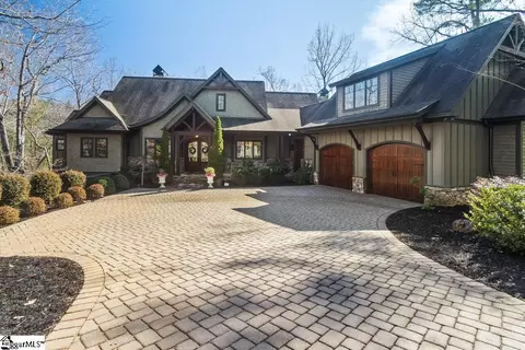 206 Feather Bell Ln, Sunset, SC 29685