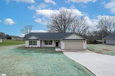 79 Simpson Creek Rd, Laurens, SC 29360
