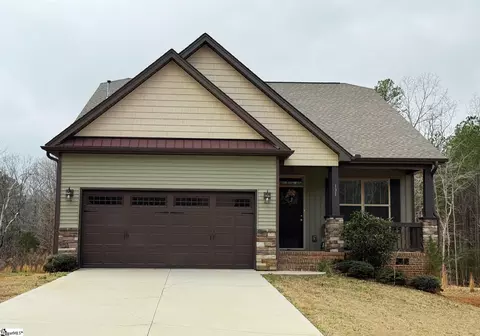 131 Estateside Dr, Anderson, SC 29621