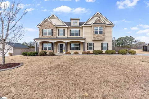 116 Angel Falls Dr, Simpsonville, SC 29681