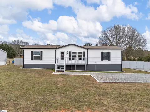 339 Sara Ann Ln, Roebuck, SC 29376
