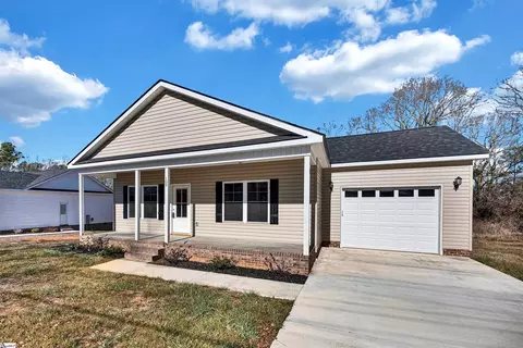 109 Simpson St, Iva, SC 29655
