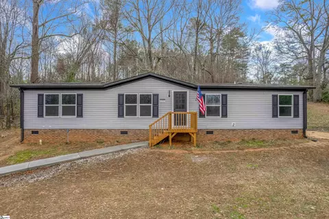 1265 Old Switzer Rd, Woodruff, SC 29388