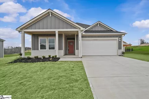 110 Barreto Ct, Boiling Springs, SC 29316