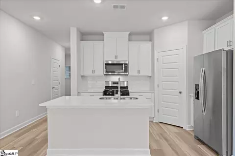 113 Kerwin Ct, Greer, SC 29651 photo 10