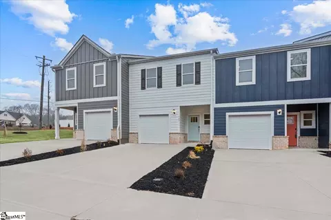 107 Kerwin Ct, Greer, SC 29651 photo 3