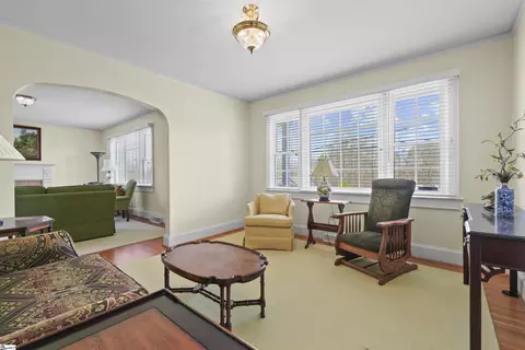 Living - 421 E Church Rd, Easley, SC 29642 photo 4 of 5