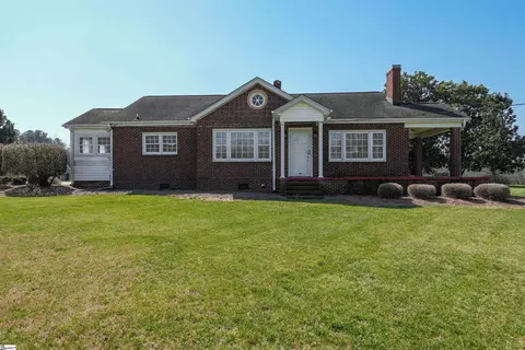 Exterior - 421 E Church Rd, Easley, SC 29642 photo 5 of 5