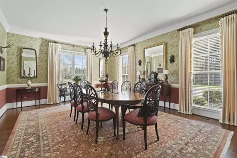 Dining - 421 E Church Rd, Easley, SC 29642 photo 1 of 2