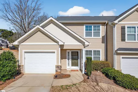748 Elmbrook Dr, Simpsonville, SC 29681