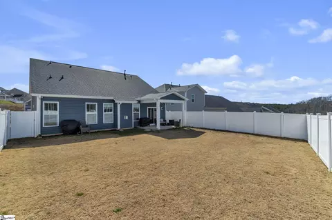Exterior - 207 Benjamin Dr, Easley, SC 29642 photo 3 of 5