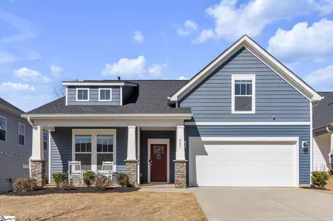 207 Benjamin Dr, Easley, SC 29642