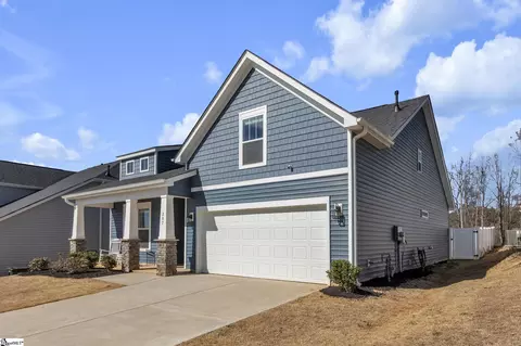 Exterior - 207 Benjamin Dr, Easley, SC 29642 photo 5 of 5