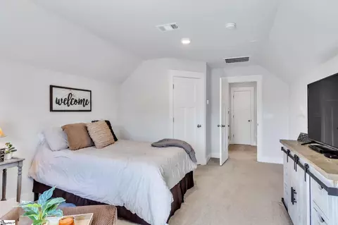 Bedroom - 207 Benjamin Dr, Easley, SC 29642 photo 6 of 6