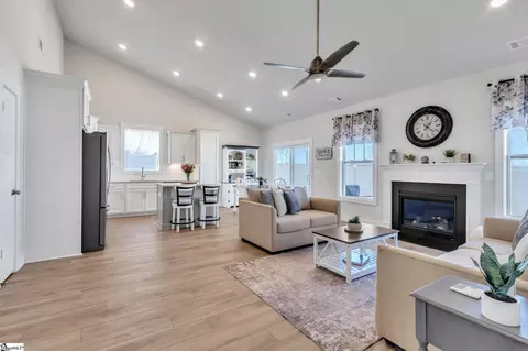 Entry Way - 207 Benjamin Dr, Easley, SC 29642 photo 1 of 3