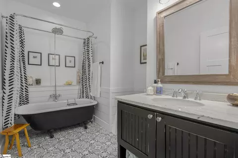 Bath - 204 Serenity Dr, Pickens, SC 29671 photo 3 of 3