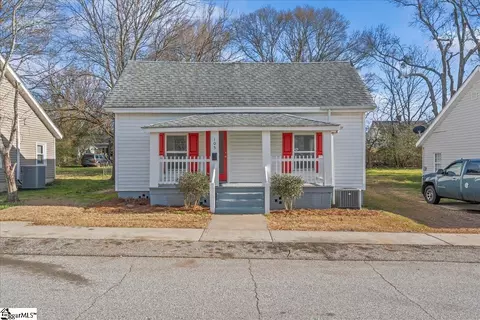 105 2nd St, Fountain Inn, SC 29644