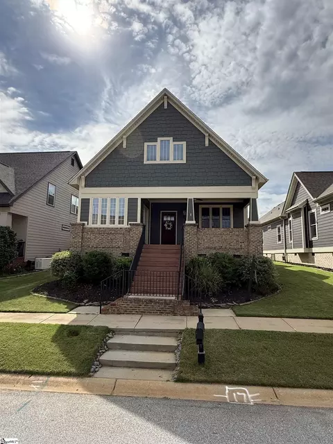 6 Worthington Ct, Simpsonville, SC 29681