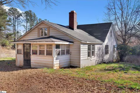 705 Old Seneca Rd, Central, SC 29630 photo 2