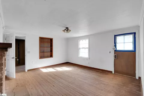 705 Old Seneca Rd, Central, SC 29630 photo 17