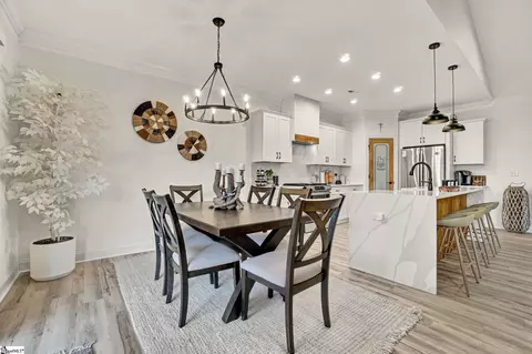 Dining - 110 Baker Ct, Easley, SC 29640 photo 2 of 4