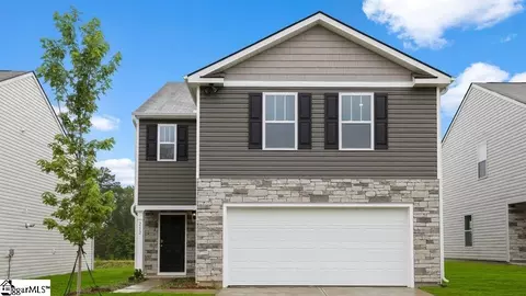 212 Deskin Ln, Fountain Inn, SC 29644