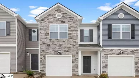 105 Pleasant Woods Trl, Greenville, SC 29605
