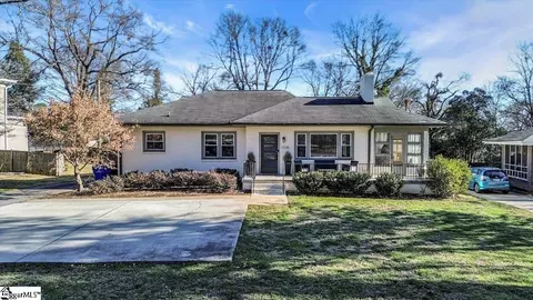 1734 E North St, Greenville, SC 29607