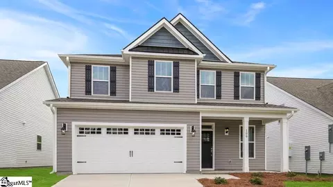 109 Beechcroft Pl, Fountain Inn, SC 29644