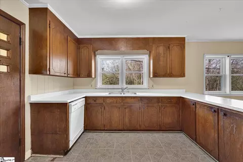 Kitchen - 13 Eastview St, Honea Path, SC 29654 photo 1 of 2