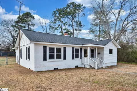 Exterior - 13 Eastview St, Honea Path, SC 29654 photo 2 of 6