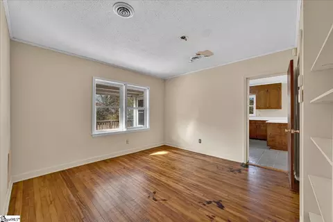 Living - 13 Eastview St, Honea Path, SC 29654 photo 5 of 5