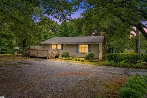 605 Ethel Rd, Spartanburg, SC 29301
