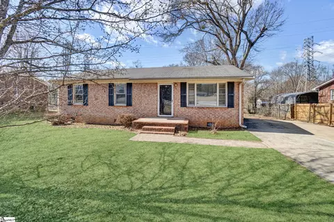 14 Penarth Dr, Greenville, SC 29617