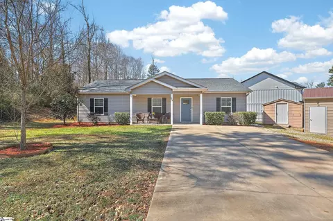 319 Sunnydale Dr, Taylors, SC 29687