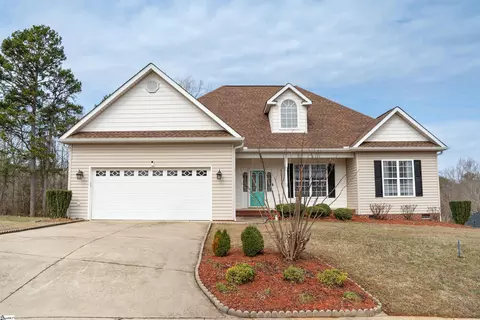 715 Tudor Ln, Boiling Springs, SC 29316