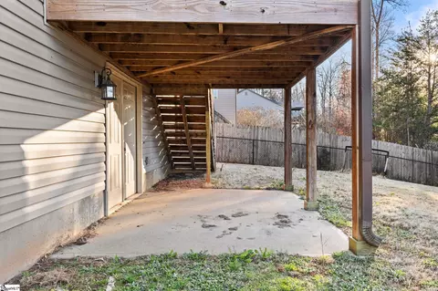 Exterior - 102 S Hamlet Ct, Moore, SC 29369 photo 11 of 12